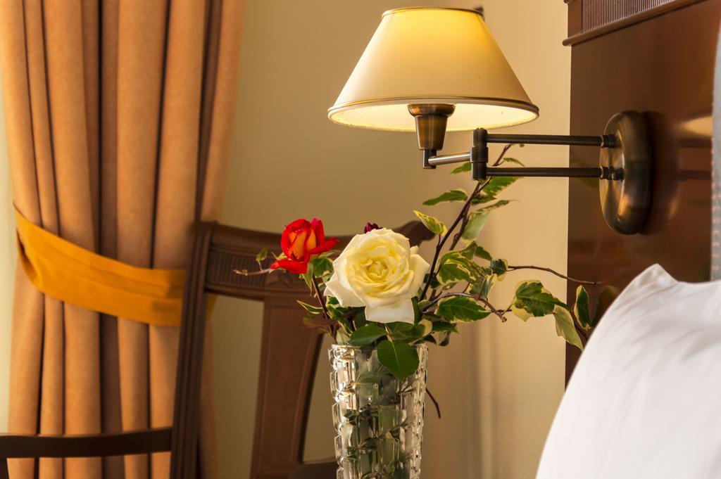 Tsamis Hotel แคซโทเรีย ภายนอก รูปภาพ
